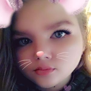 Meet your Posher, Caitlyn